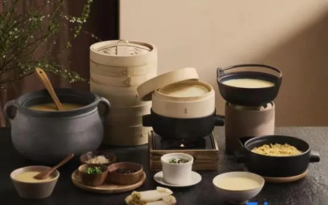 Atour Hotel Luoyang Xigong Shachang Road Subway Station