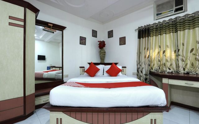 OYO Flagship 12049 Hotel Ravi Kiran Executive