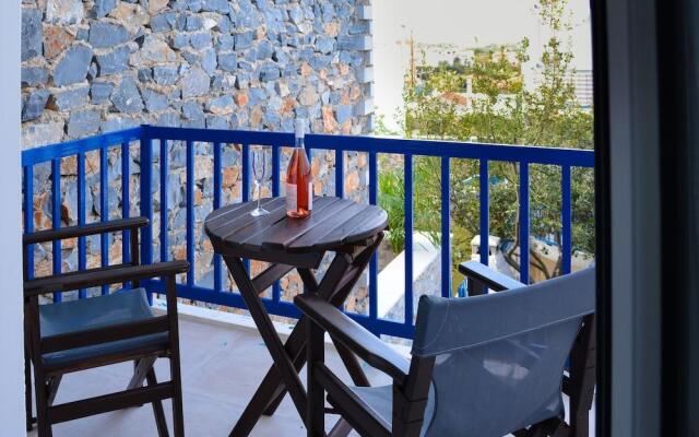 Cretan Muses Traditional Apartments