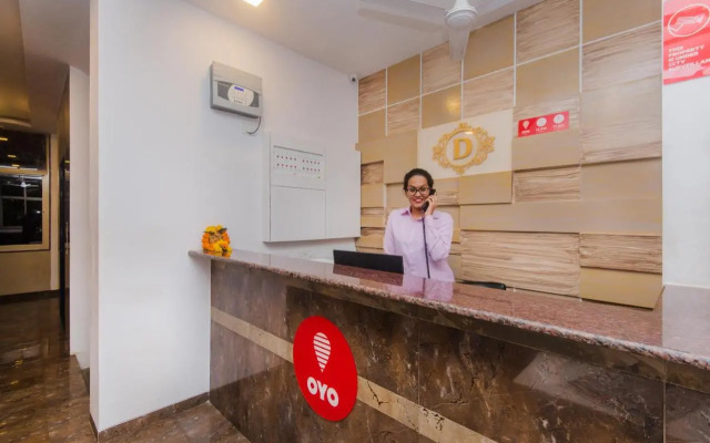 OYO 599 Divine Residency
