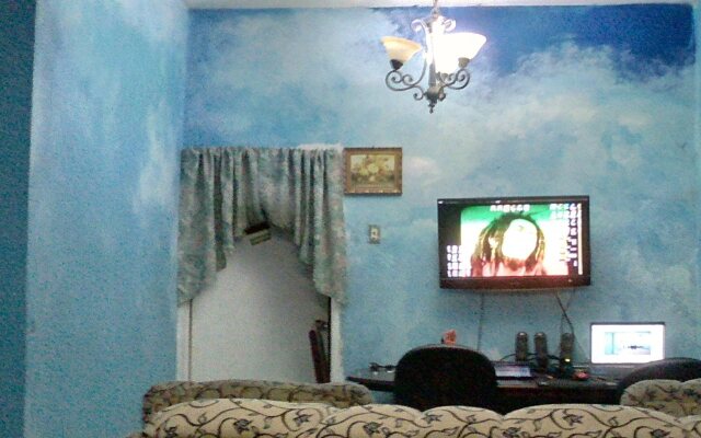 Lion's Pride - Hostel