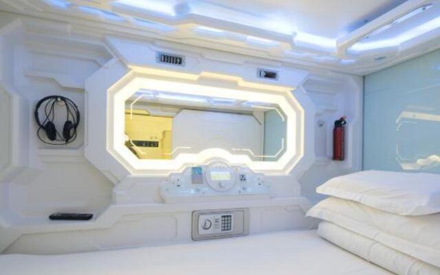 Shenzhen Xinchao Capsule Cabin Hotel