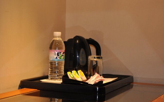 Al Reef International Hotel