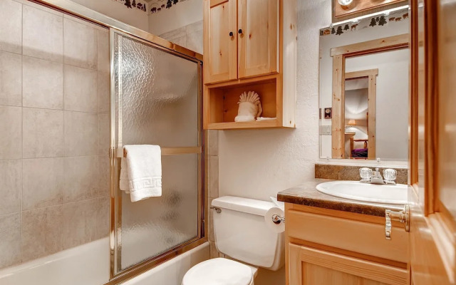 Double Eagle Bldg. B #32