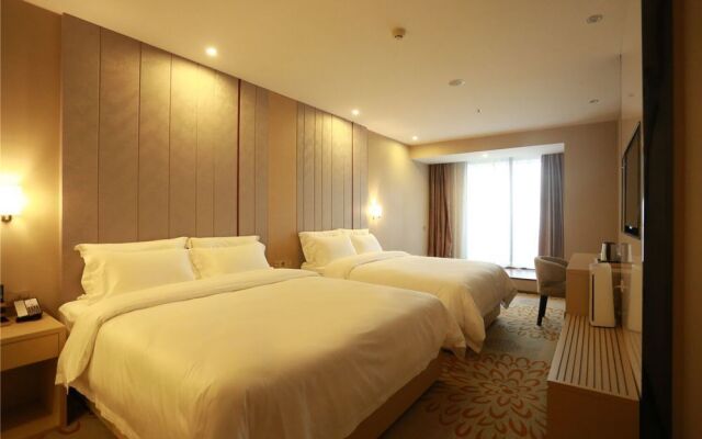 Lavande Hotel (Guangzhou South High-Speed Railway Station Shibi Metro Station)