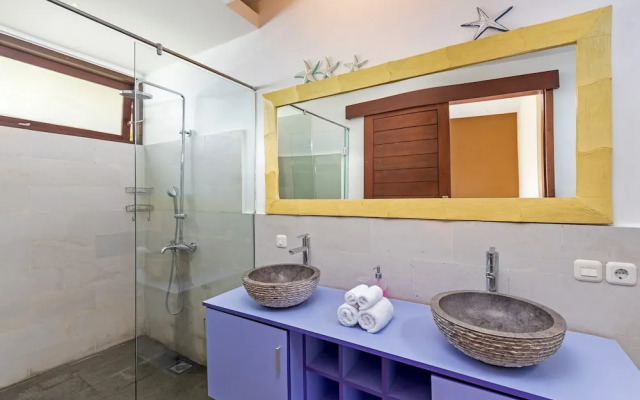 Villa Camilla 2 by Villa Finder