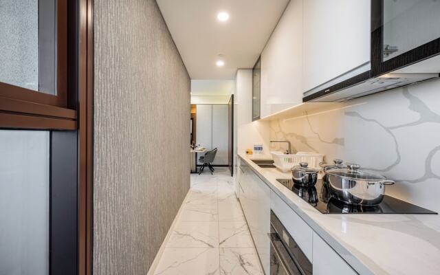 Metropole Complex By KVG Suite Apartment