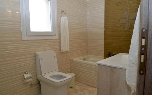 ANTIGONH COUNTRYSIDE VILLA !i