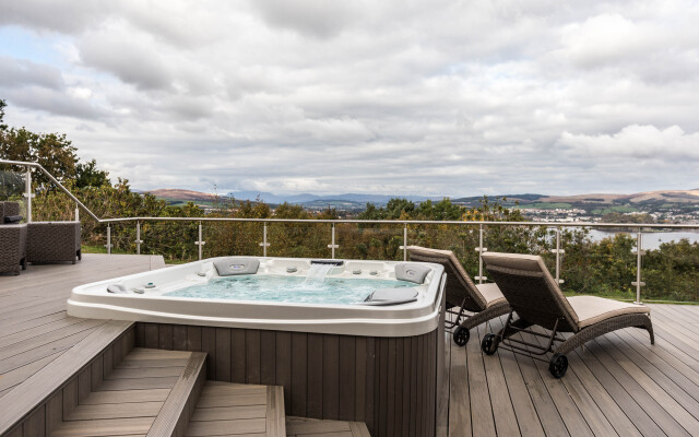 Gleddoch Golf & Spa Resort