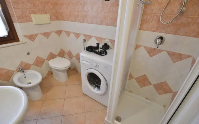 Izzhome Crispi