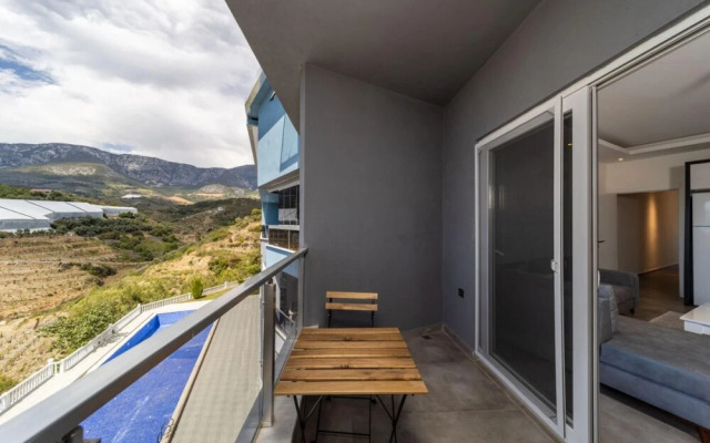 Lovely Flat With Shared Pool and Balcony in Alanya