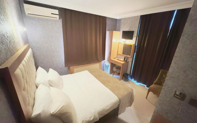 Lounge Boutique Hotel