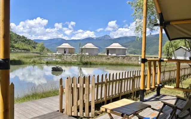Shangri La Napahai Yila Pastoral Tent Hotel – Outside – Shangri-La
