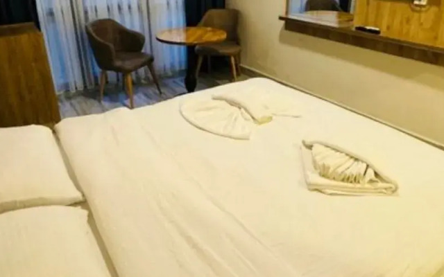 Askoroz Otel İzmit