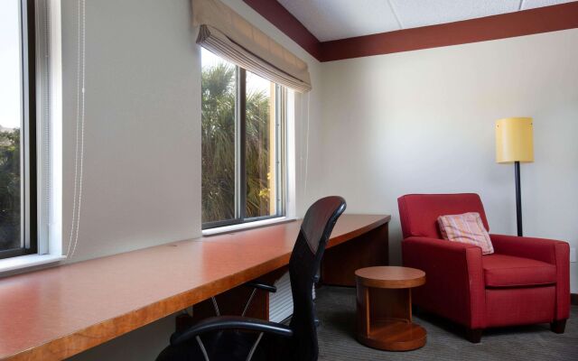 La Quinta Inn & Suites Miami Cutler Ridge