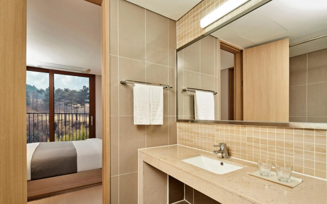 Lotte Buyeo Resort