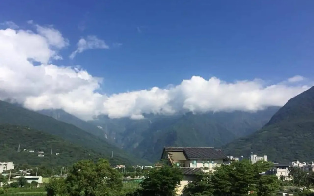 Valley Silence B&B