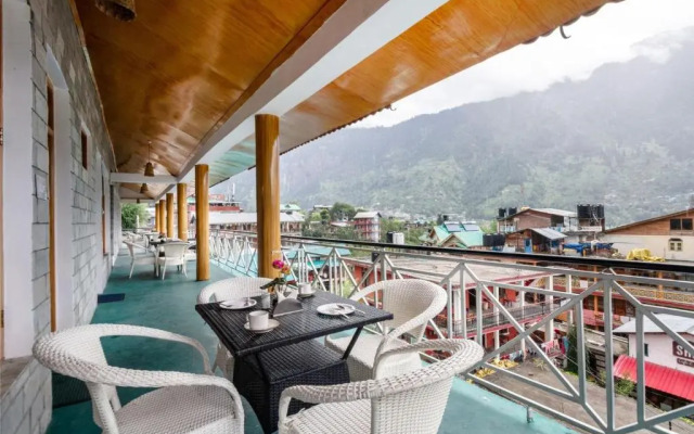 Mountain Dew Guest House