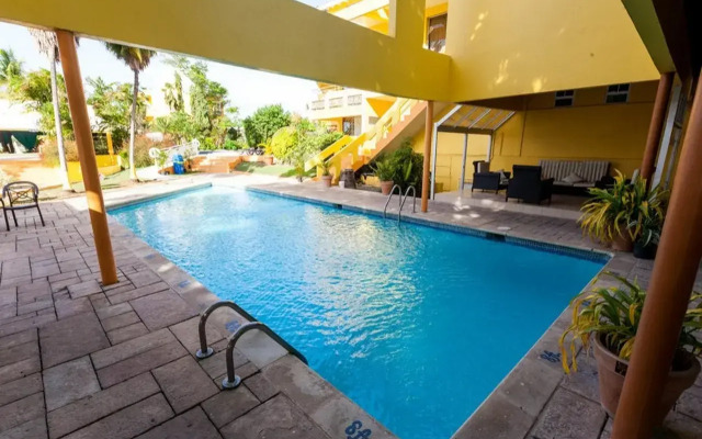 Tropical Beach Hotel