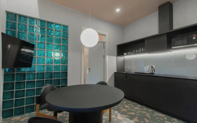 Resume Apartments