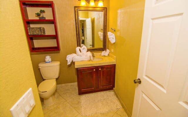 Bonita 702 - 3 Br Condo