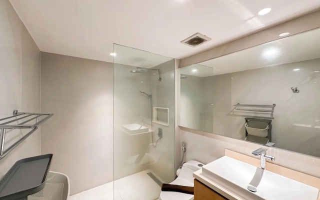 Spacious And Strategic Location 3Br At Kondominium Regensi Apartment