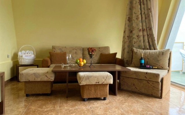 Hotel Zaara