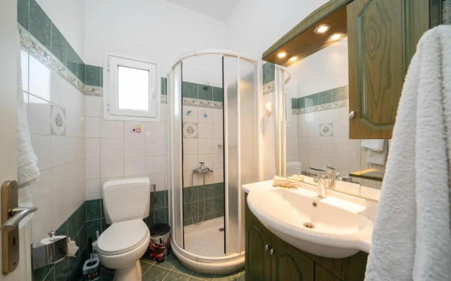 Dimitris Luxury Apartment