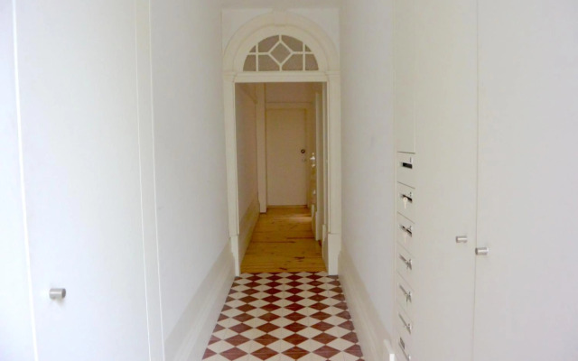 Sostoa Studio Porto, by Flat in Porto