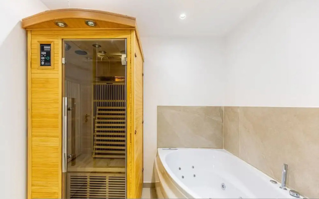 Lavie Maison Cozy Balneo Sauna