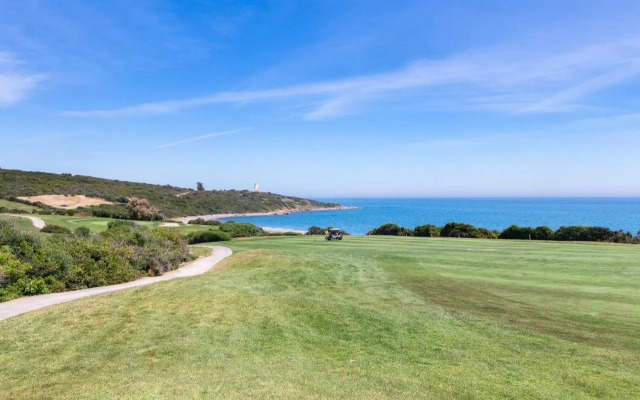 2149-Amazing groundfloor 3 bedrooms on golf, pools