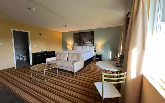 Jolly Roger Inn Resort