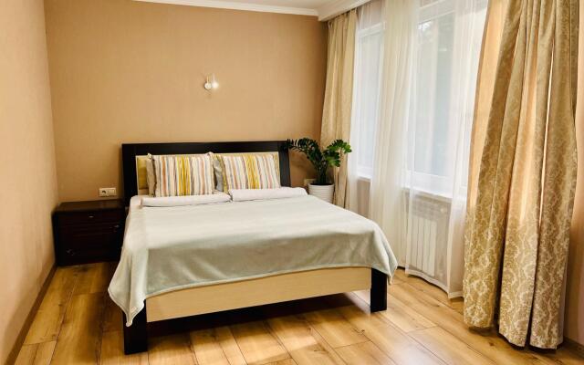 Апартаменты на Крымской ГОСТИ-24