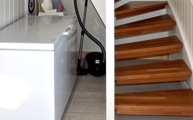 6 Person Holiday Home in Dyrvik