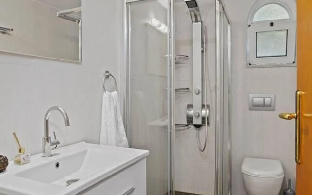 Superior Apartment - Overlooking Chania-with Pool