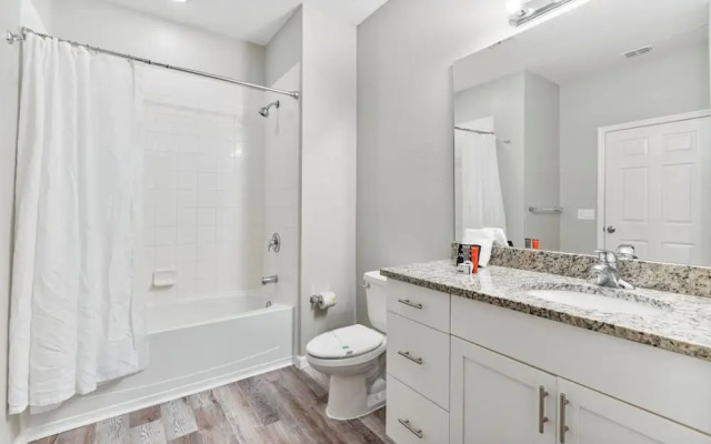 Thematic 4 bdr Near Disney-22101