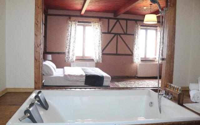 Zifin Hotel