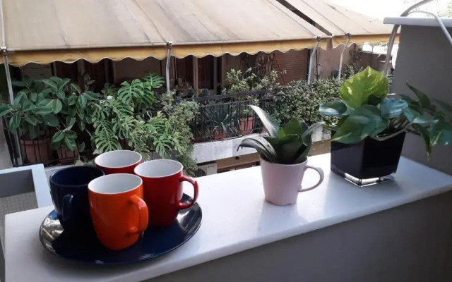 The Six Museums central Athens Stadium 4pers apart