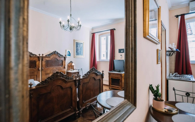 Casa Nobile in old town by AULA