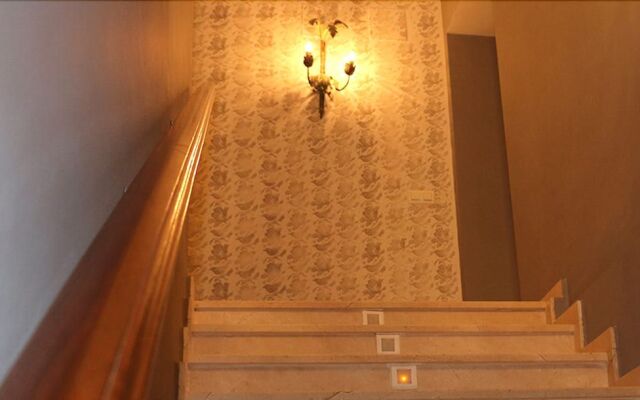 Hostal - Restaurante Emilia