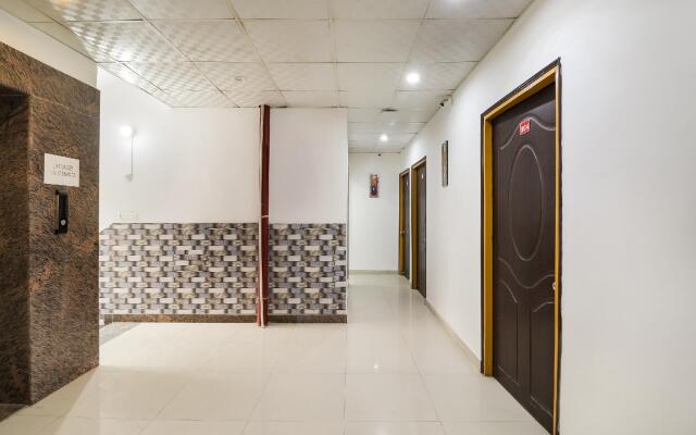Collection O 70887 Hotel Moonlight