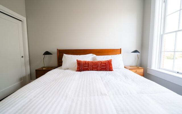 Western 1924 Luxury Lofts