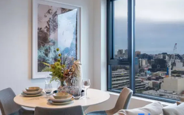 Deluxe 2B 1B Bay View Condo