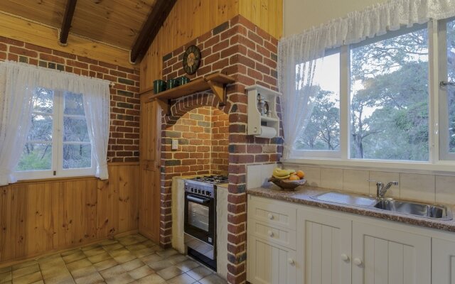 William Bay Cottages