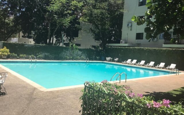 Spacious & Comfortable Penthouse in DR