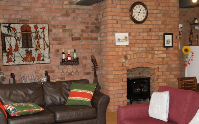 Captivating 2-bed Apartment in Liverpool