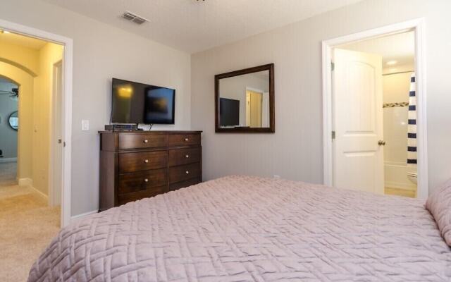 5-Bedroom Villa in Davenport 5298WW