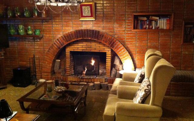 Hotel Rural Cortijo Amaya - Bed & Breakfast