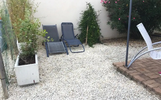House With 2 Bedrooms in Saint-pierre-d'oléron, With Enclosed Garden a