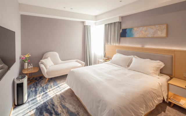 City Hotel